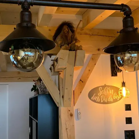 Alti Post Zentralgelegene, Stilvolle Dachwohnung *