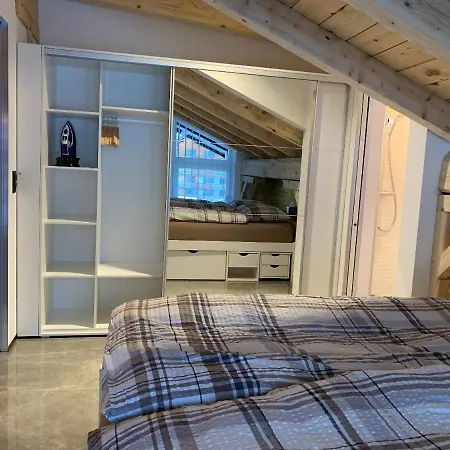 Alti Post Zentralgelegene, Stilvolle Dachwohnung Apartment Täsch