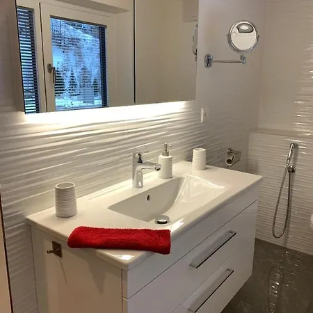 Alti Post Zentralgelegene, Stilvolle Dachwohnung