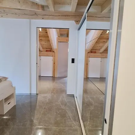 Apartment Alti Post Zentralgelegene, Stilvolle Dachwohnung *