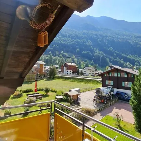 Alti Post Zentralgelegene, Stilvolle Dachwohnung Apartment *